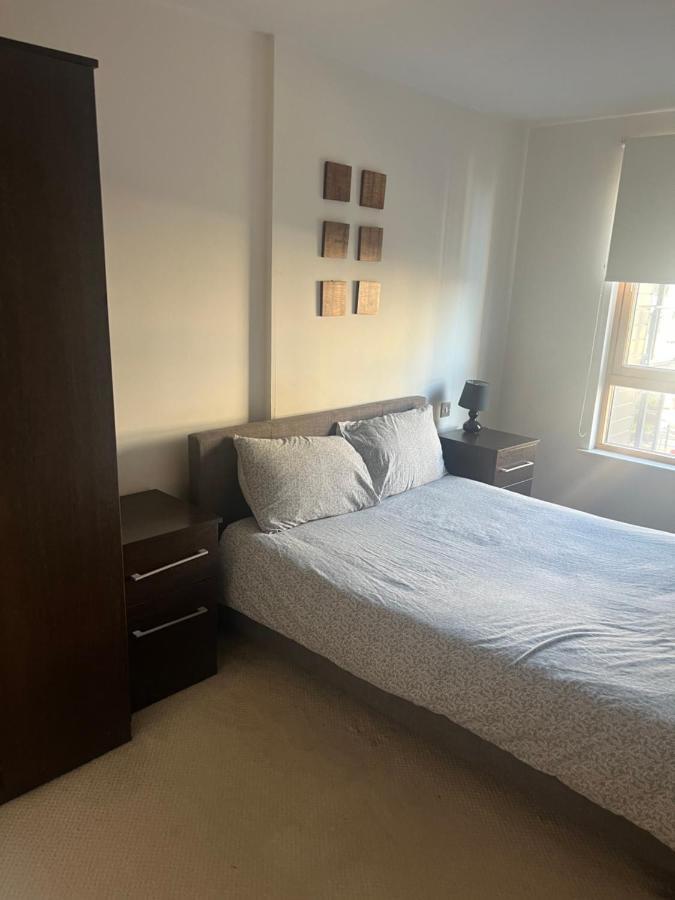 Clarance Docks Apartment Leeds  Bagian luar foto